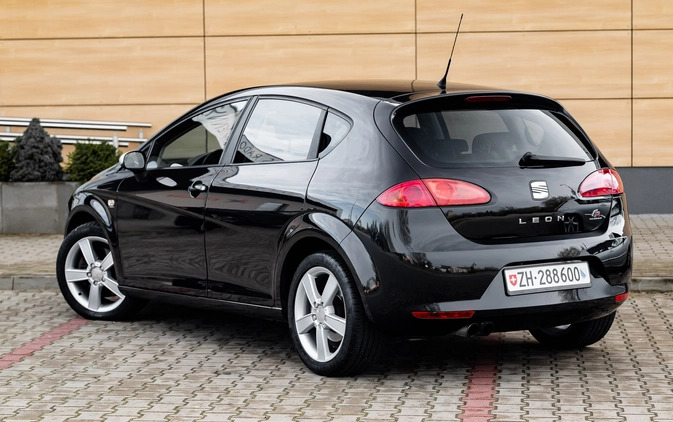 Seat Leon cena 21900 przebieg: 253000, rok produkcji 2007 z Radom małe 667